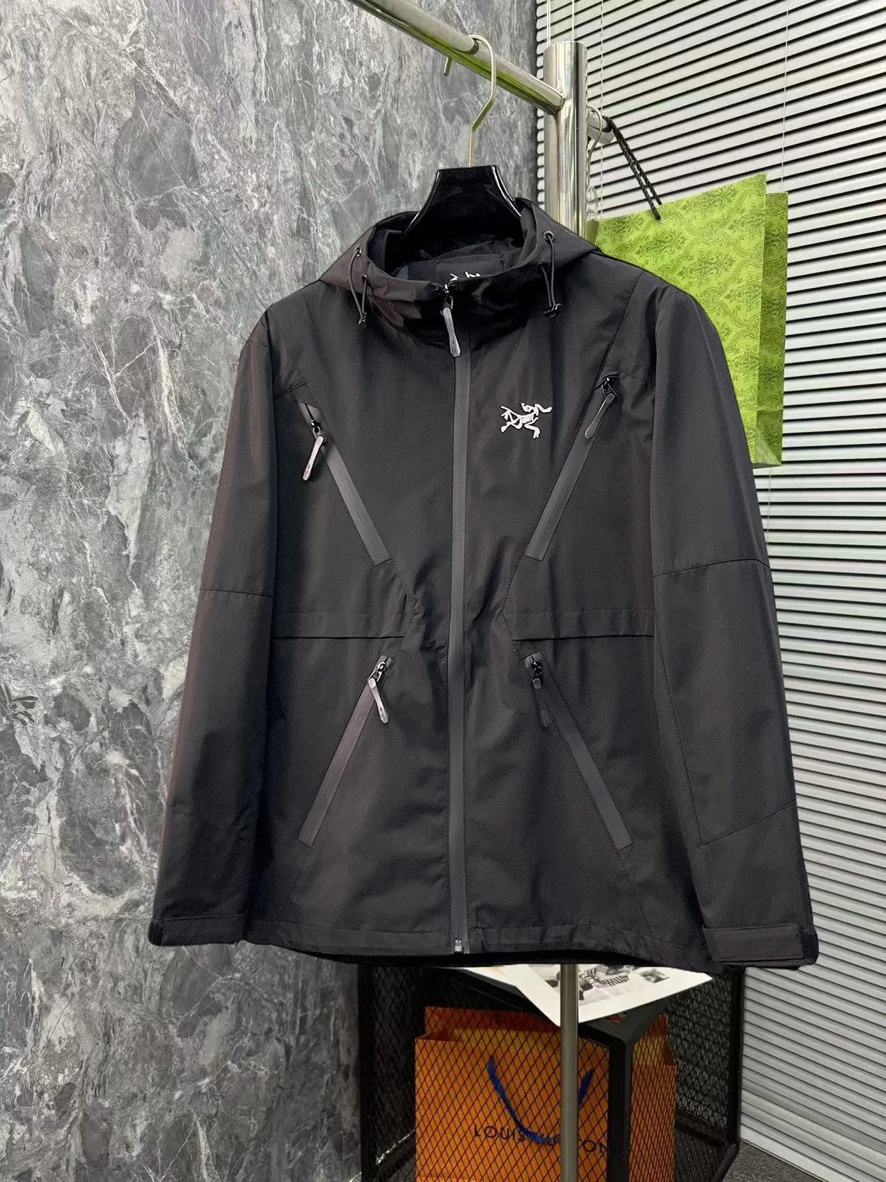 Same Style， ， 2026 New Arrival ， Original Premium Breathable ， ， ， Quality。 ， Sizes：M～3XL，